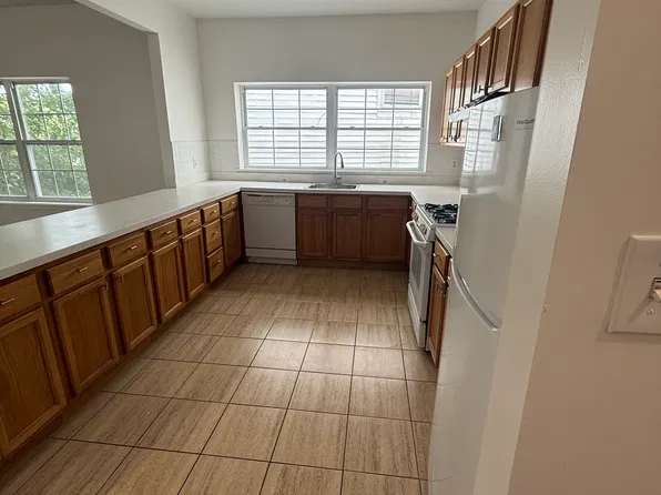 56-58 Ridgewood Ave #3, Newark, NJ 07108
