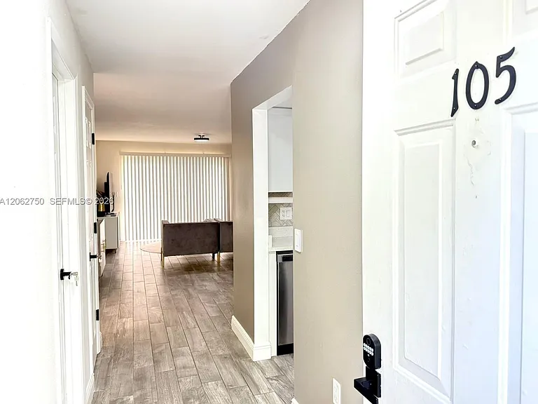 300 Promenade Dr #105 — Photo 1