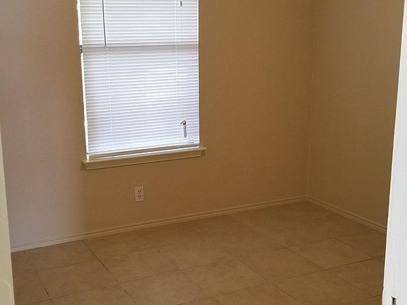 5th image of 1416 Forest Valley Dr