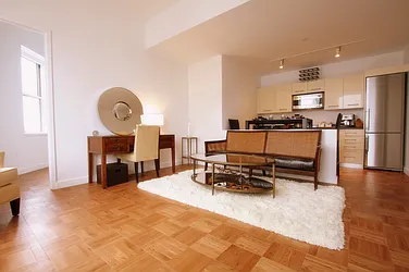 Rented by Metro Loft Management