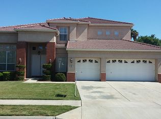 832 Brentwood Dr, Lemoore, CA 93245