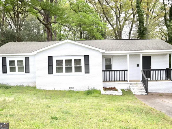 111 N Irwin St, Milledgeville, GA 31061