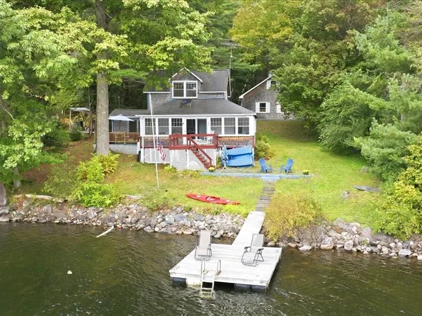 34 Maranacook Station Lane, Winthrop, ME 04364