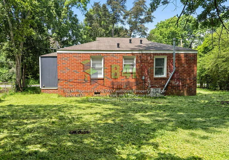 2344 Banks Ave — Photo 16