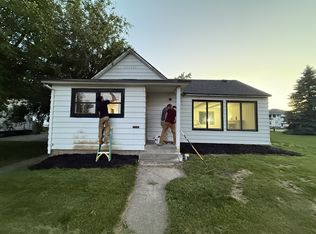 418 S State St, Aberdeen City, SD 57401