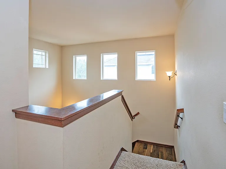 15513 84th Ave E — Photo 16