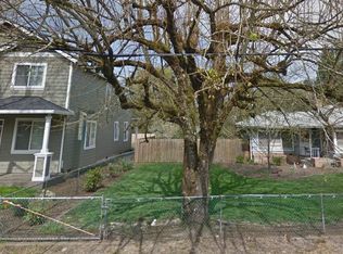 SE Knapp St, Portland, OR 97206