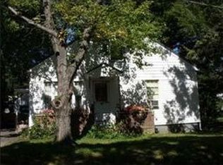 26 Janet Ave, Woonsocket, RI 02895