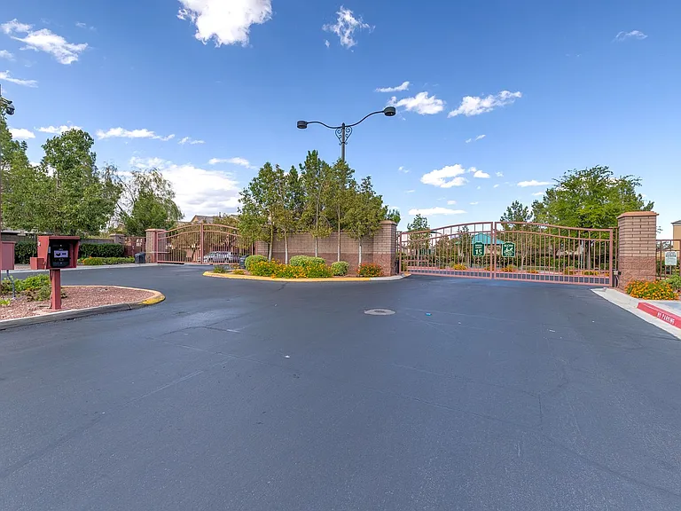 10289 Gibson Isle Dr — Photo 13