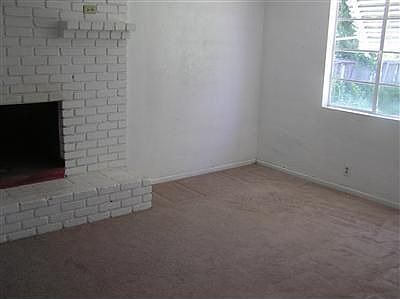 3rd image of 8702 E Khan St