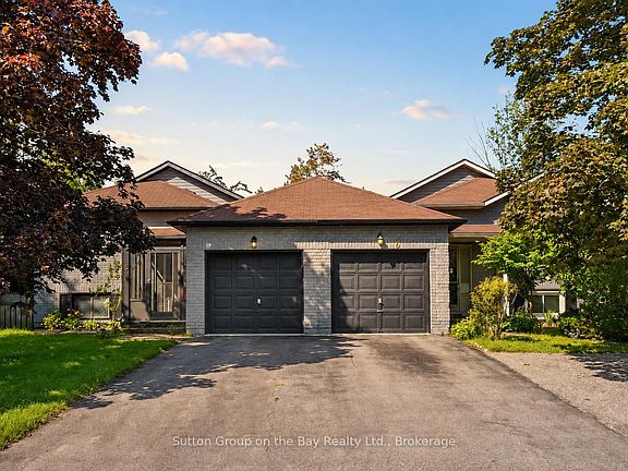 2nd image of 6 Donald Cres