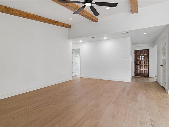 5th image of 4801 Elm Ridge Ln