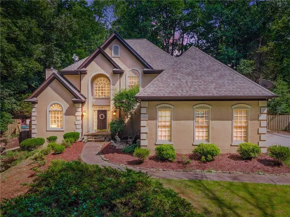 2505 Ridgehurst Dr, Buford, GA 30518