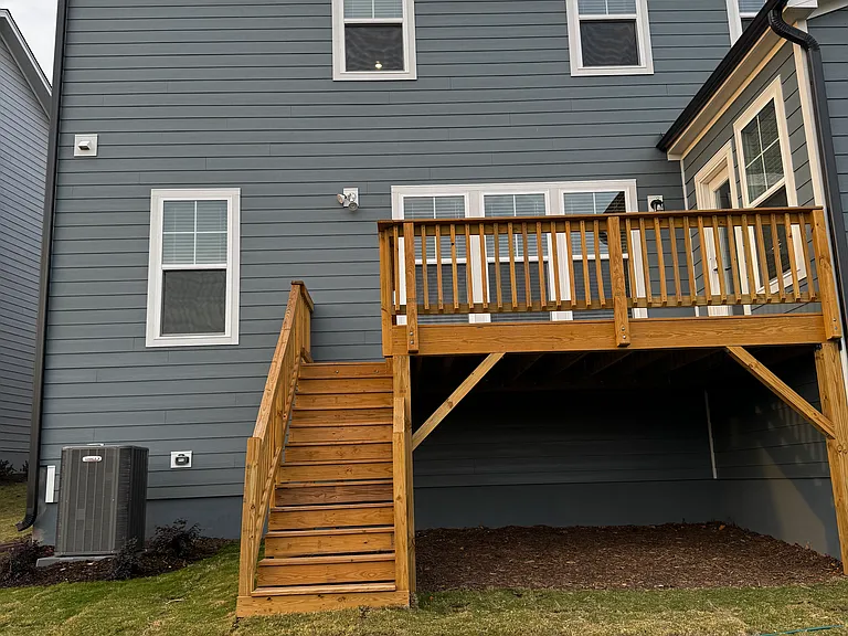 130 Highpointe Dr — Photo 9