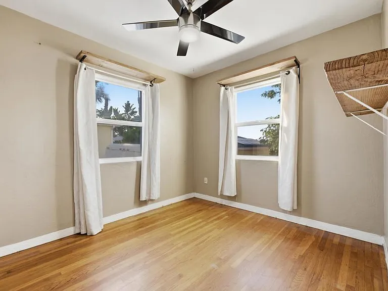 7620 Saranac Ave — Photo 15