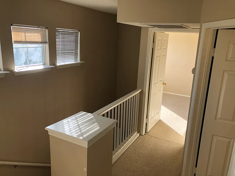Lots of light - end unit with windows everywhere!