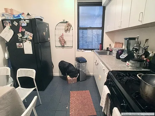 Rented by Sovereign Associates | media 11