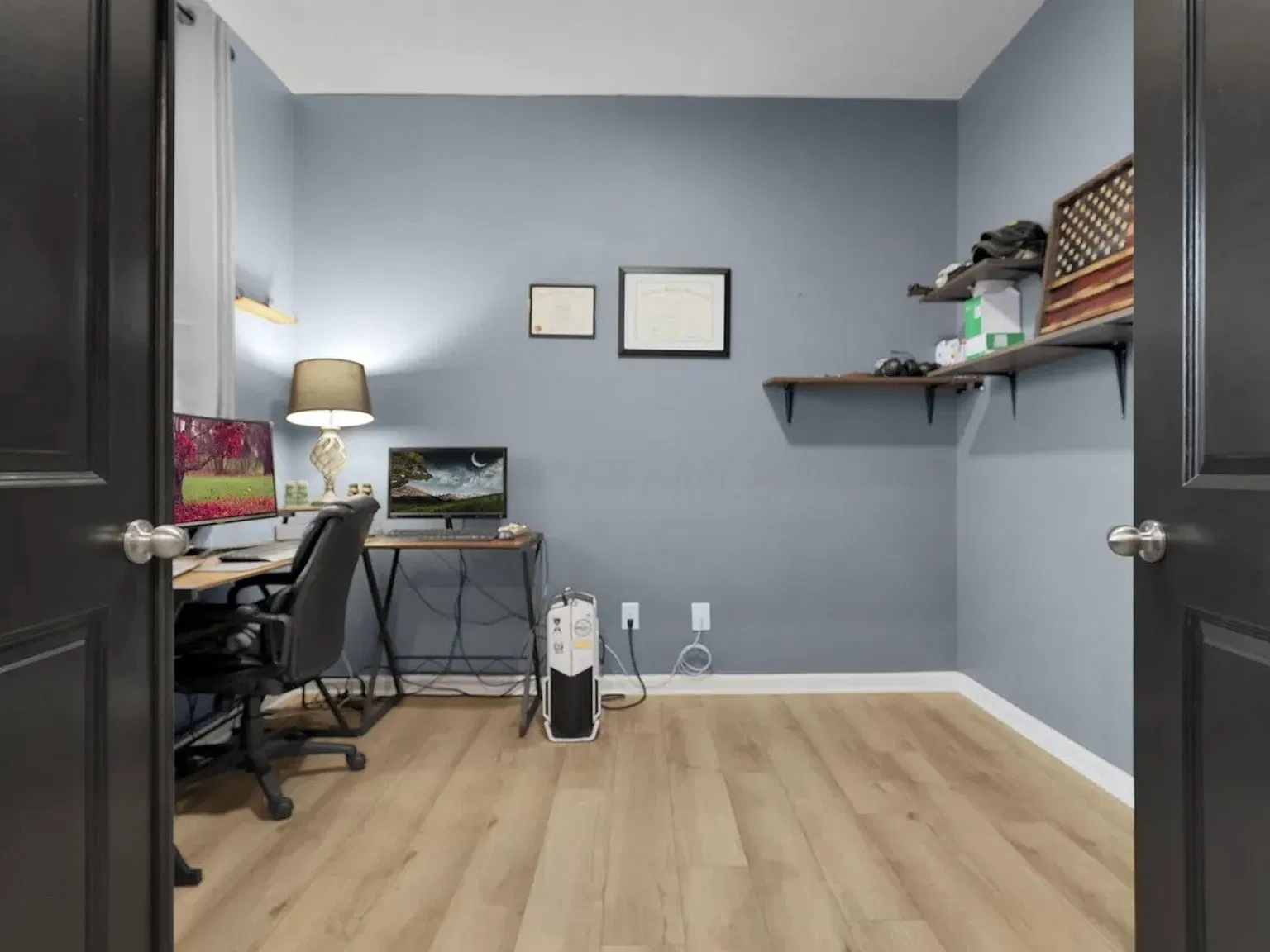 3 bed, 2200 sqft, $2,499 — Photo 4