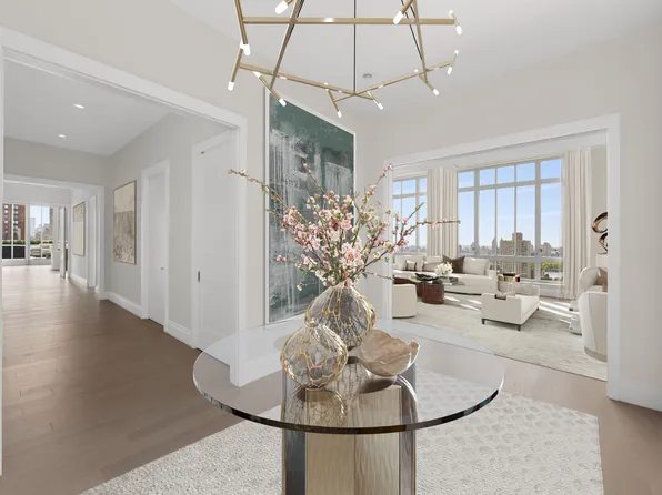 200 East 95th Street image 4 of 13