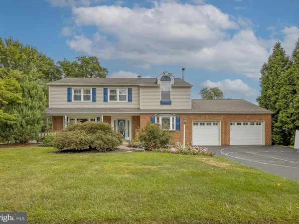 510 Long Ln, Hatboro, PA 19040