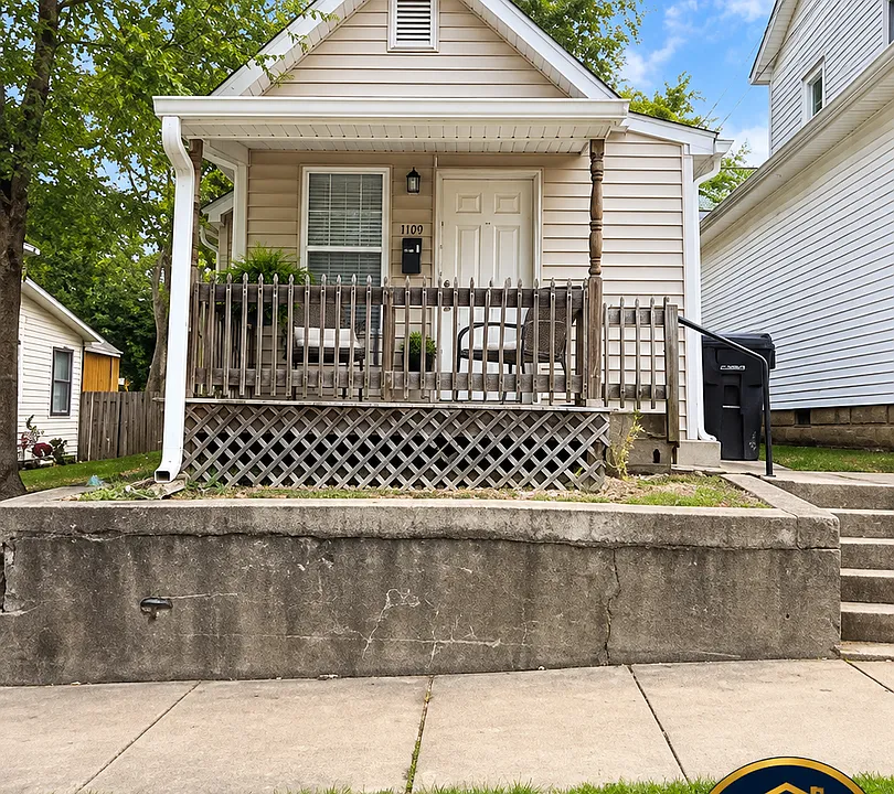 800-806 N 8th St