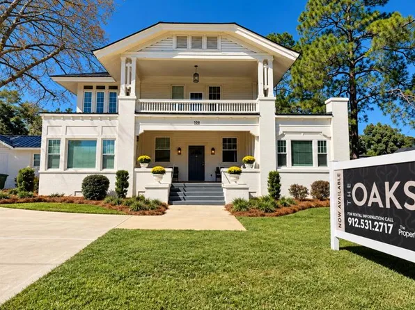 105 S Zetterower Ave APT 34, Statesboro, GA 30458