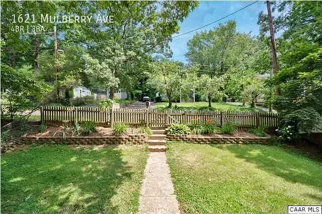 1621 Mulberry Ave — Photo 5