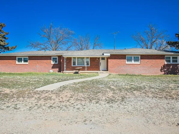 214 4th St, Olton, TX 79064