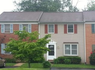 650 S Cedar St, Lititz, PA 17543