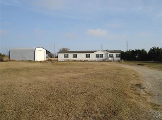 112 Valley View Dr, Shawnee, OK 74804