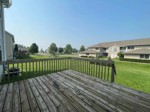 side x side townhouse duplex, N7743N7745 Maple Ridge Rd #N7745, Oconomowoc, WI 53066