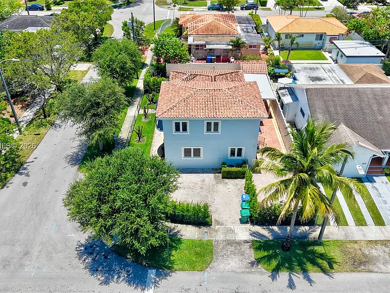 500 SW 51st Ct — Photo 82
