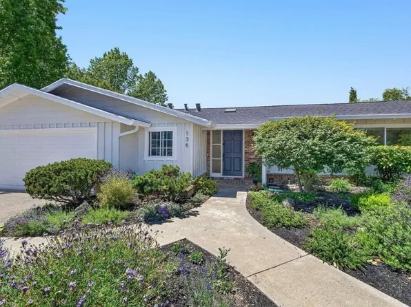 136 Ardith Dr, Orinda, CA 94563