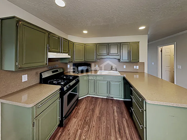 2792 Brady Way — Photo 3