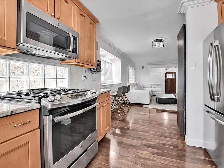 1444 Bennaville Ave — Photo 9