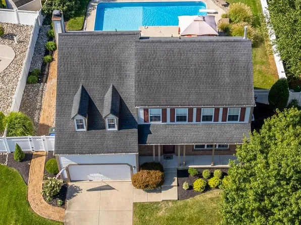 1211 Plantation Dr, West Deptford, NJ 08086