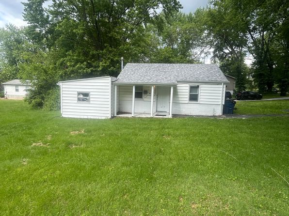 222 Manning Ave