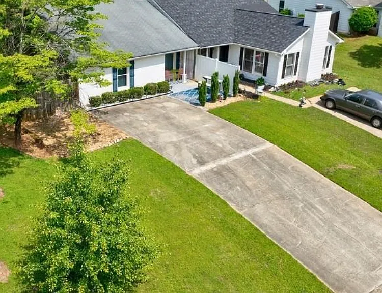 1915 Cooper Landing Dr SE — Photo 8