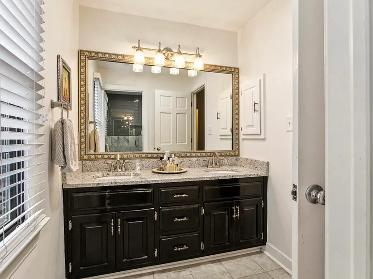 300 Fairfax Way — Photo 15