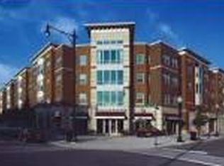 811 W Maxwell St, Chicago, IL 60608