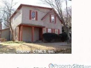 31 Powerhouse Rd, Montville, CT 06382