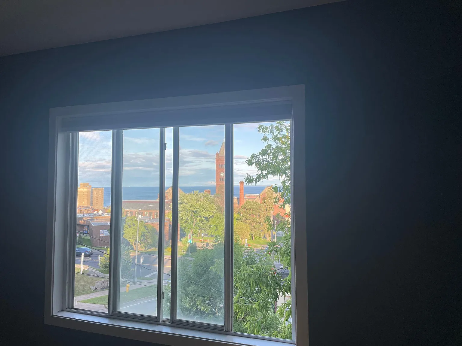 2 bed, 920 sqft, $1,275 — Photo 1