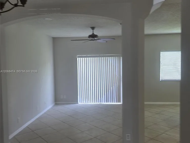 4730 Lago Vista Dr — Photo 5