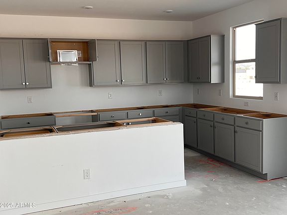 2nd image of 20756 N 224TH Avenue