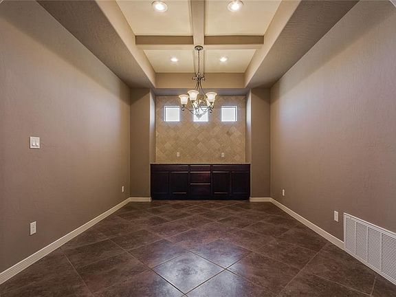 4th image of 12399 Pleasant Crest Ave