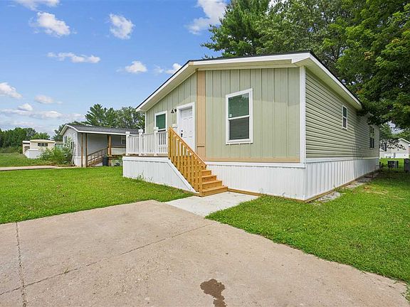 3rd image of 3701 2nd St #36