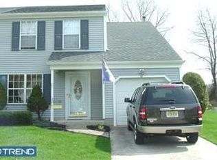 42 Woodmill Dr, Clementon, NJ 08021