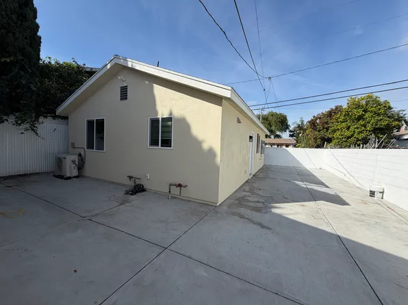 8427 San Carlos Ave #B, South Gate, CA 90280