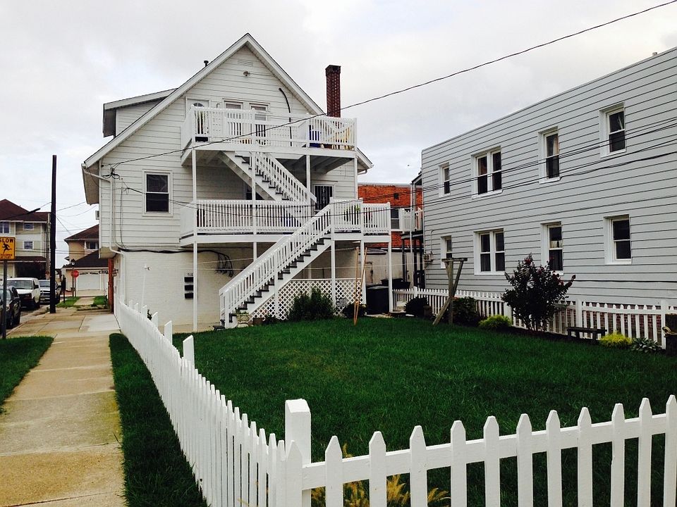 Building Photo 3