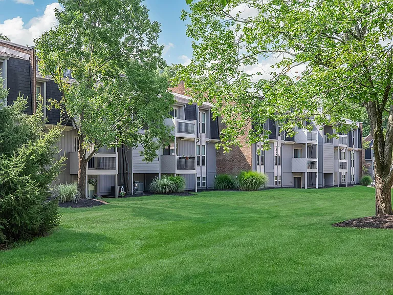 Arrowhead Apartments — Photo 18